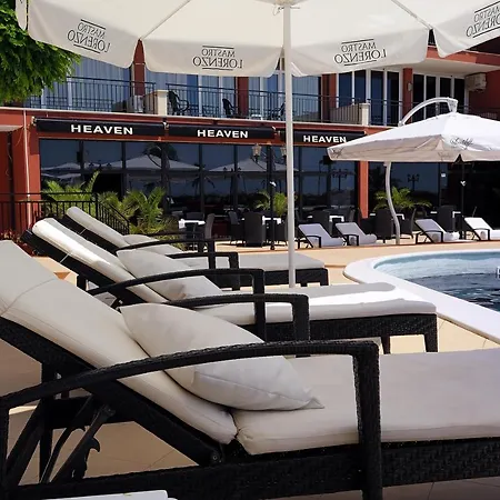 Heaven 4*
