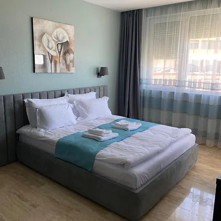 Hotel Heaven 3*